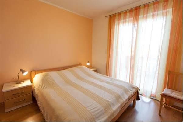 B&B Villa Ana คิร์ก ภายนอก รูปภาพ
