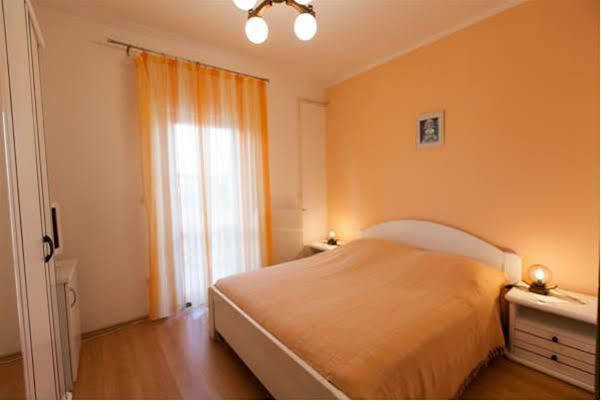 B&B Villa Ana คิร์ก ภายนอก รูปภาพ